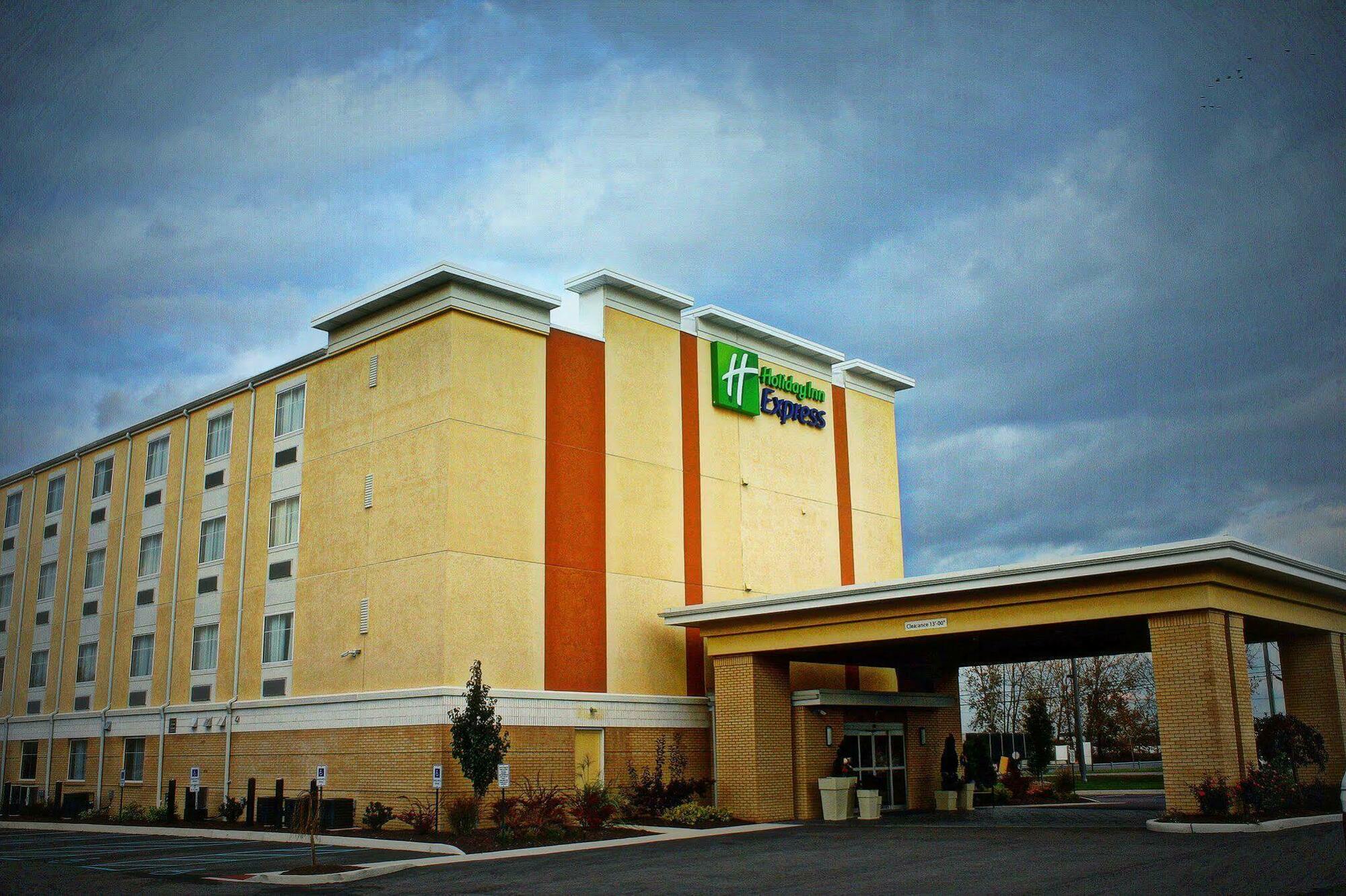 Holiday Inn Express Toledo North By Ihg Exteriér fotografie